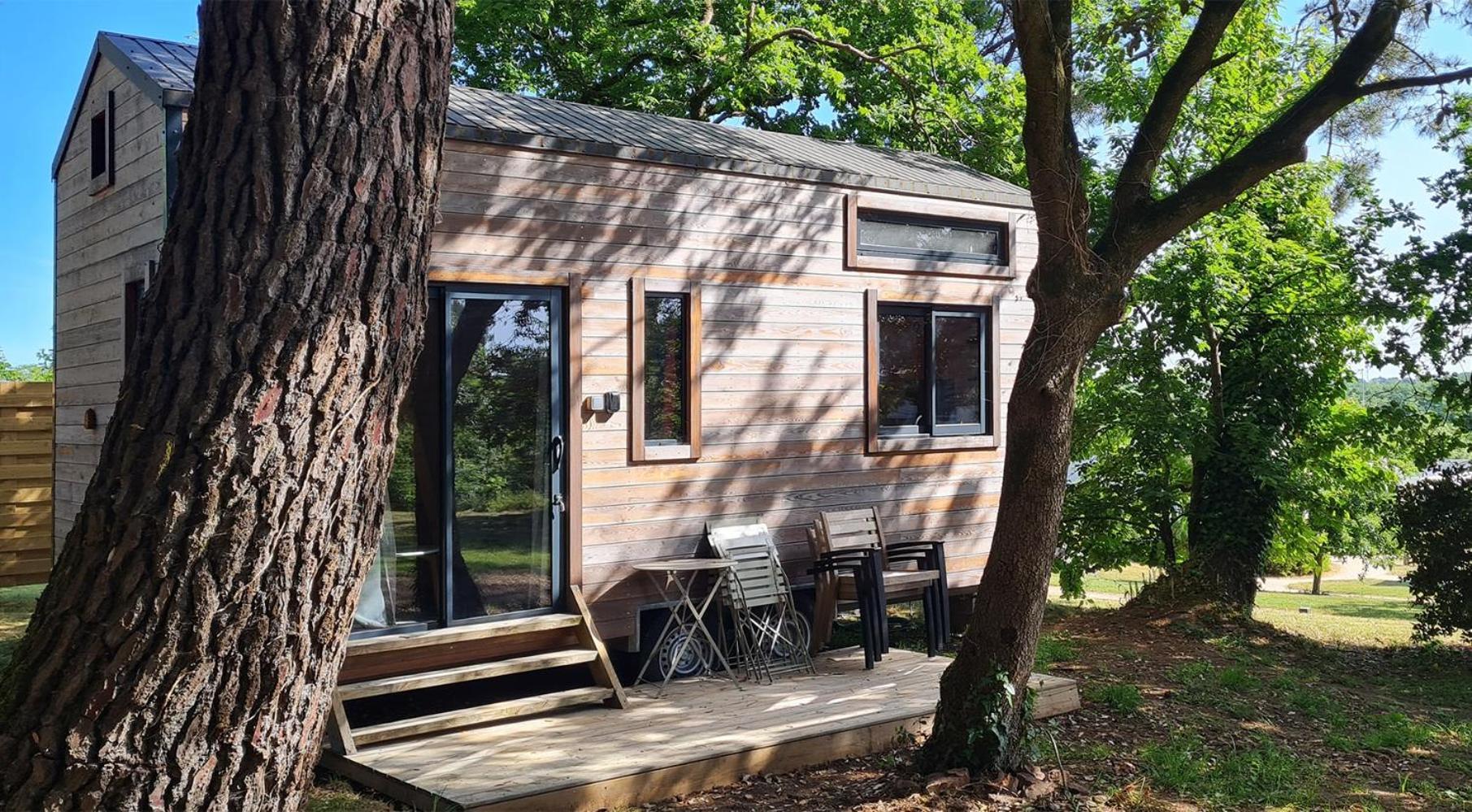 באדן Gites & Tiny Houses Les Hauts De Toulvern חדר תמונה